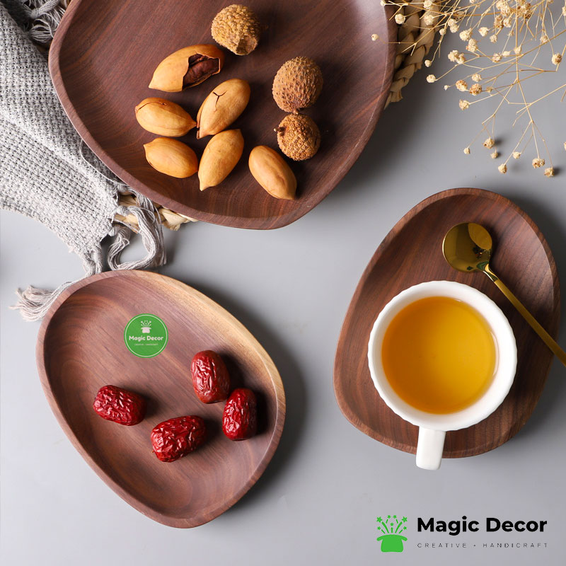 Đĩa gỗ óc chó đẹp lệch kích thước 16x18cm