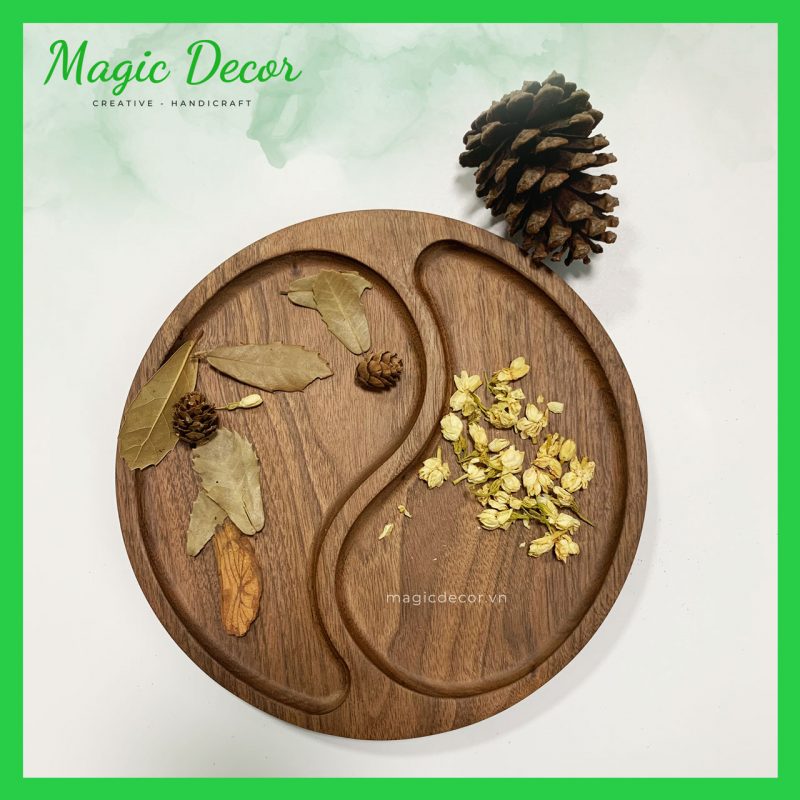 đĩa gỗ óc chó chia 2 ngăn decor trang trí