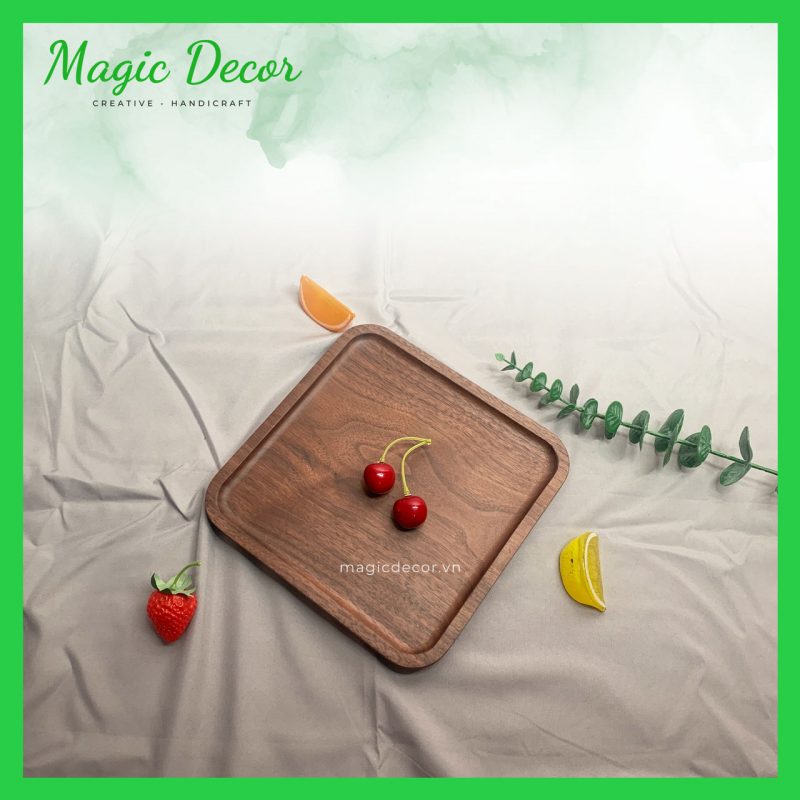 khay gỗ óc chó hình vuông