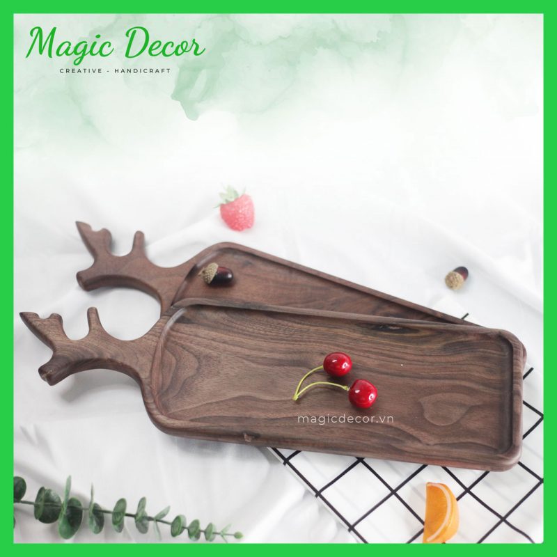 khay gỗ chữ nhật decor tay cầm sừng hươu